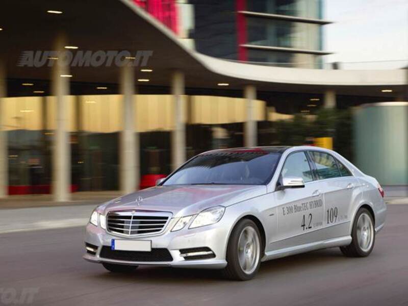 Mercedes-Benz Classe E BlueTEC HYBRID Avantgarde