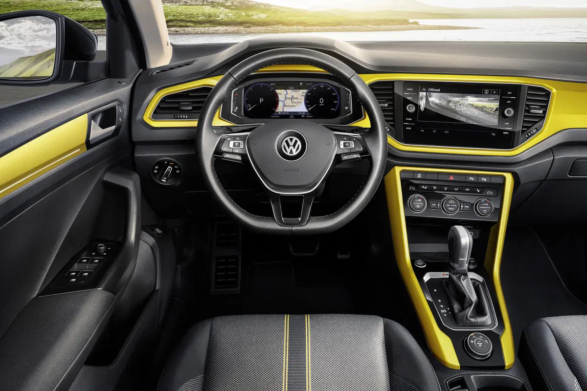 Volkswagen T-Roc 1.5 TSI ACT DSG Business BlueMotion Technology (30)