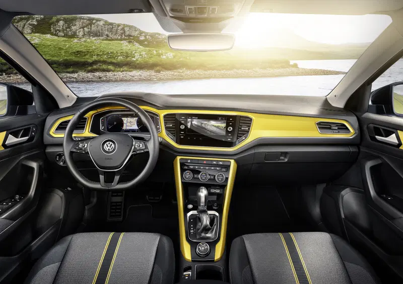 Volkswagen T-Roc (2017-26) (34)