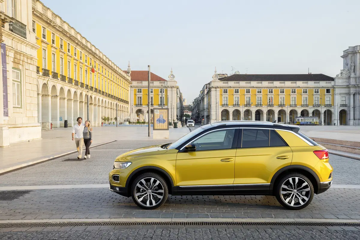 Volkswagen T-Roc 1.5 TSI ACT DSG Business BlueMotion Technology (20)