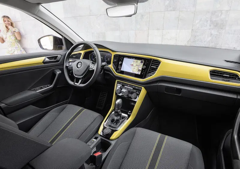 Volkswagen T-Roc (2017-26) (38)