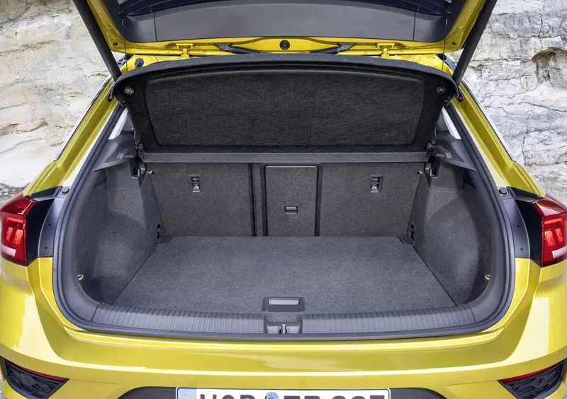 Volkswagen T-Roc (2017-26) (33)