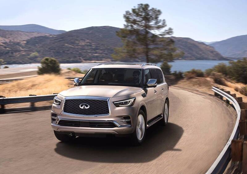 Infiniti QX80: a Dubai la nuova versione