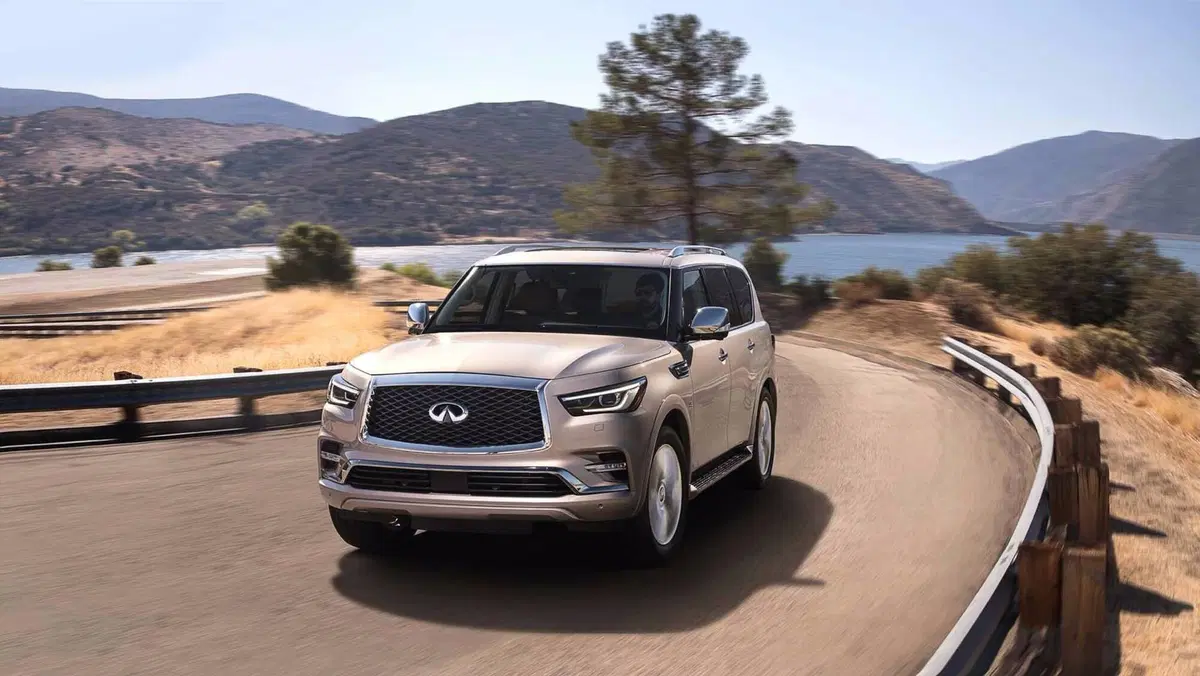 Infiniti QX80: a Dubai la nuova versione (5)