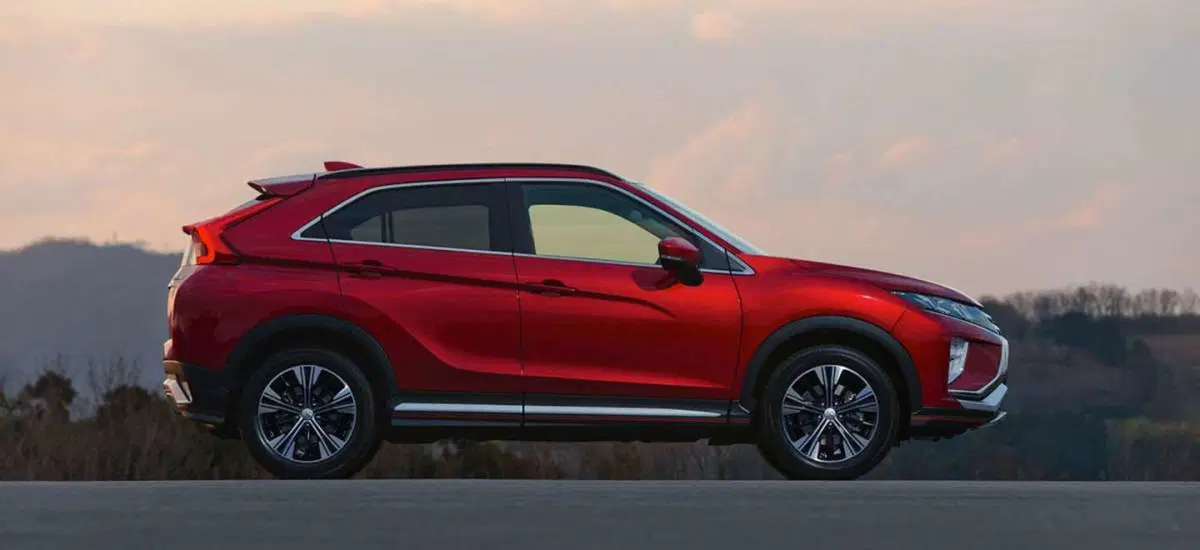 Mitsubishi Eclipse Cross. Come va e come è fatta la "ASX Cuopé" (16)