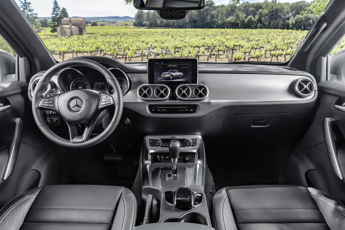 Mercedes-Benz Classe X Pick-up 250 d 4Matic Progressive (18)
