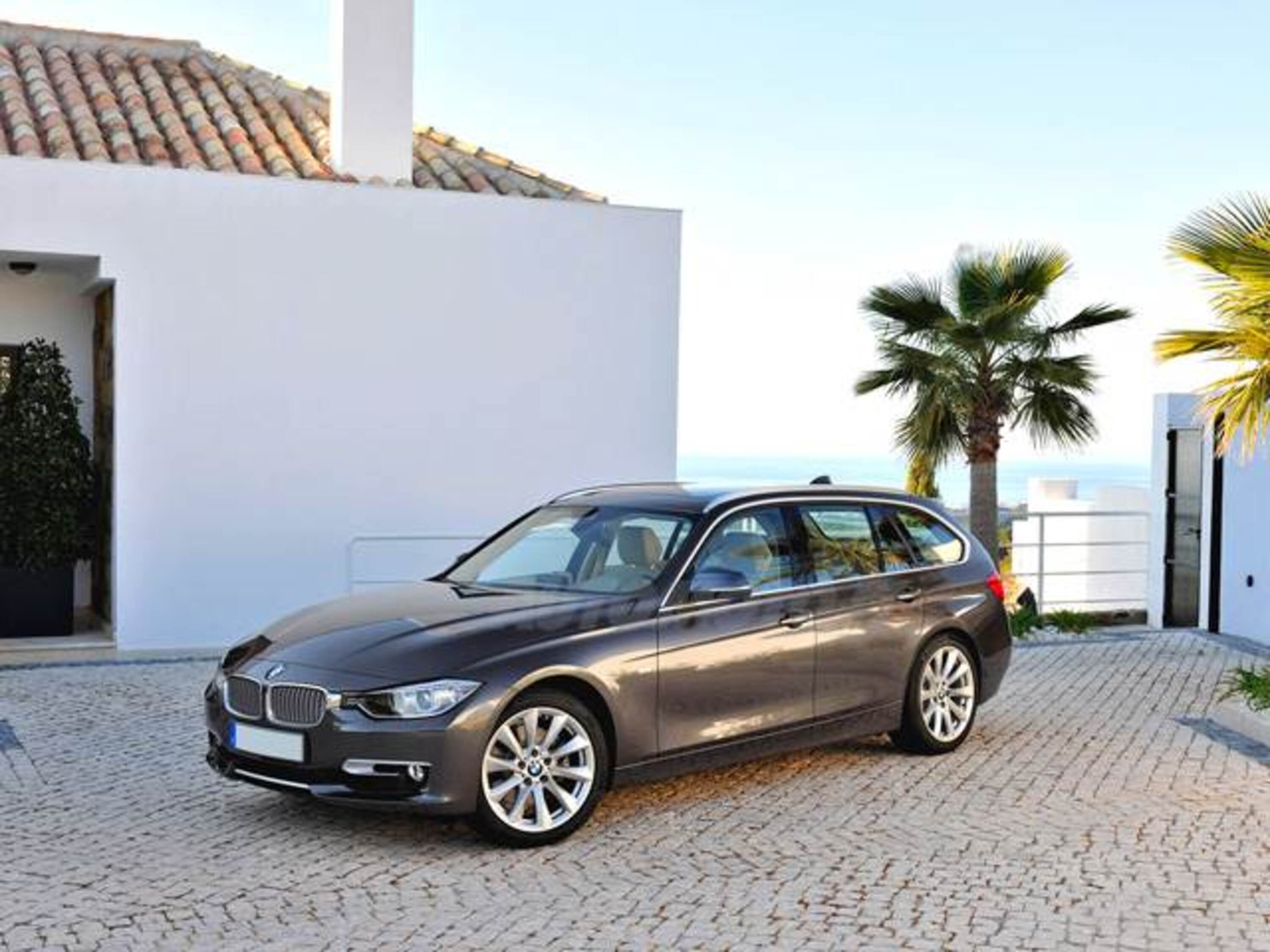 BMW Serie 3 Touring 320d Efficient Dynamics  Business aut.