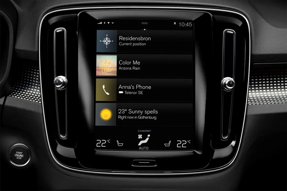 Volvo XC40 B3 automatico Essential (18)