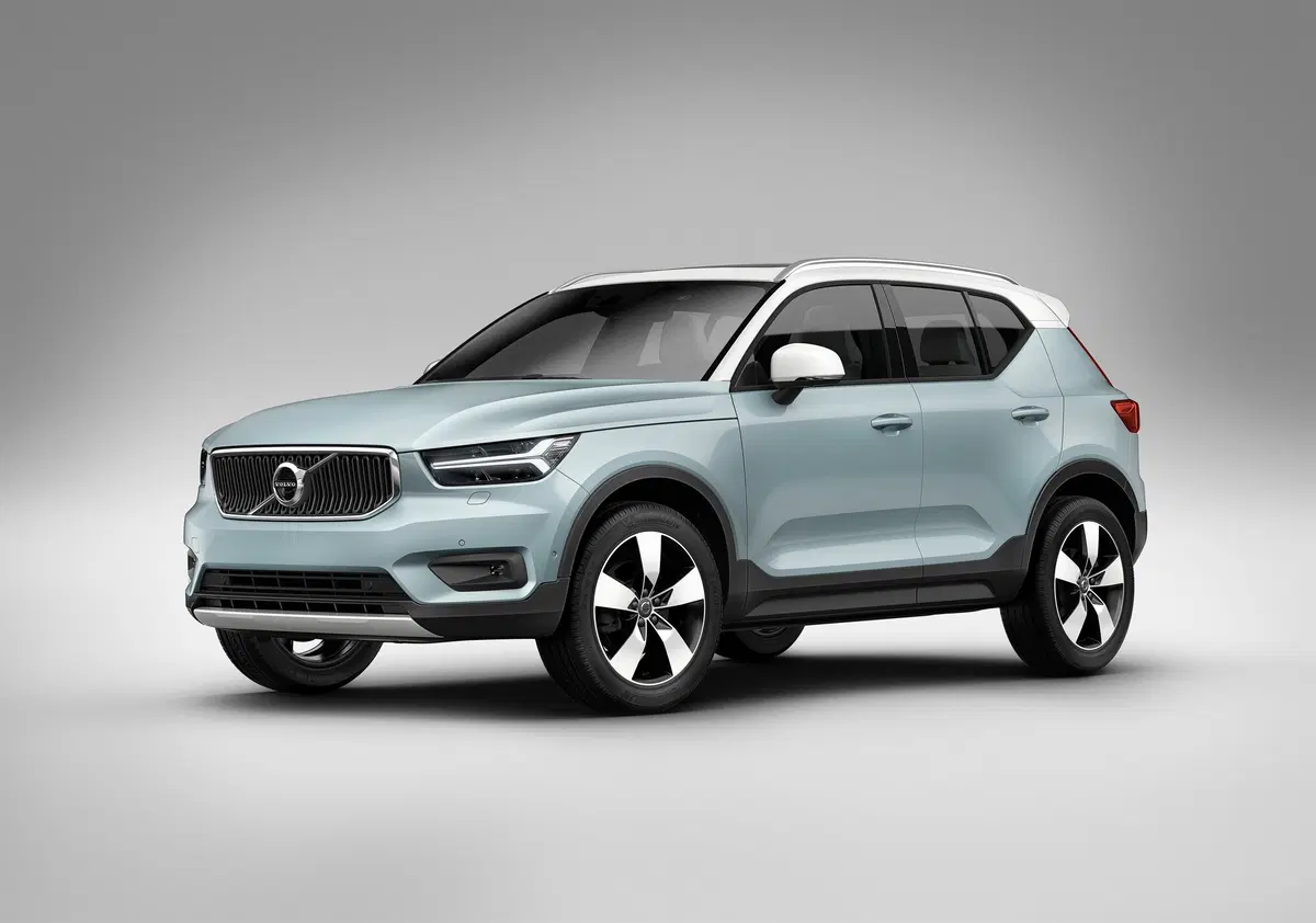 Volvo XC40 B3 automatico Essential (6)