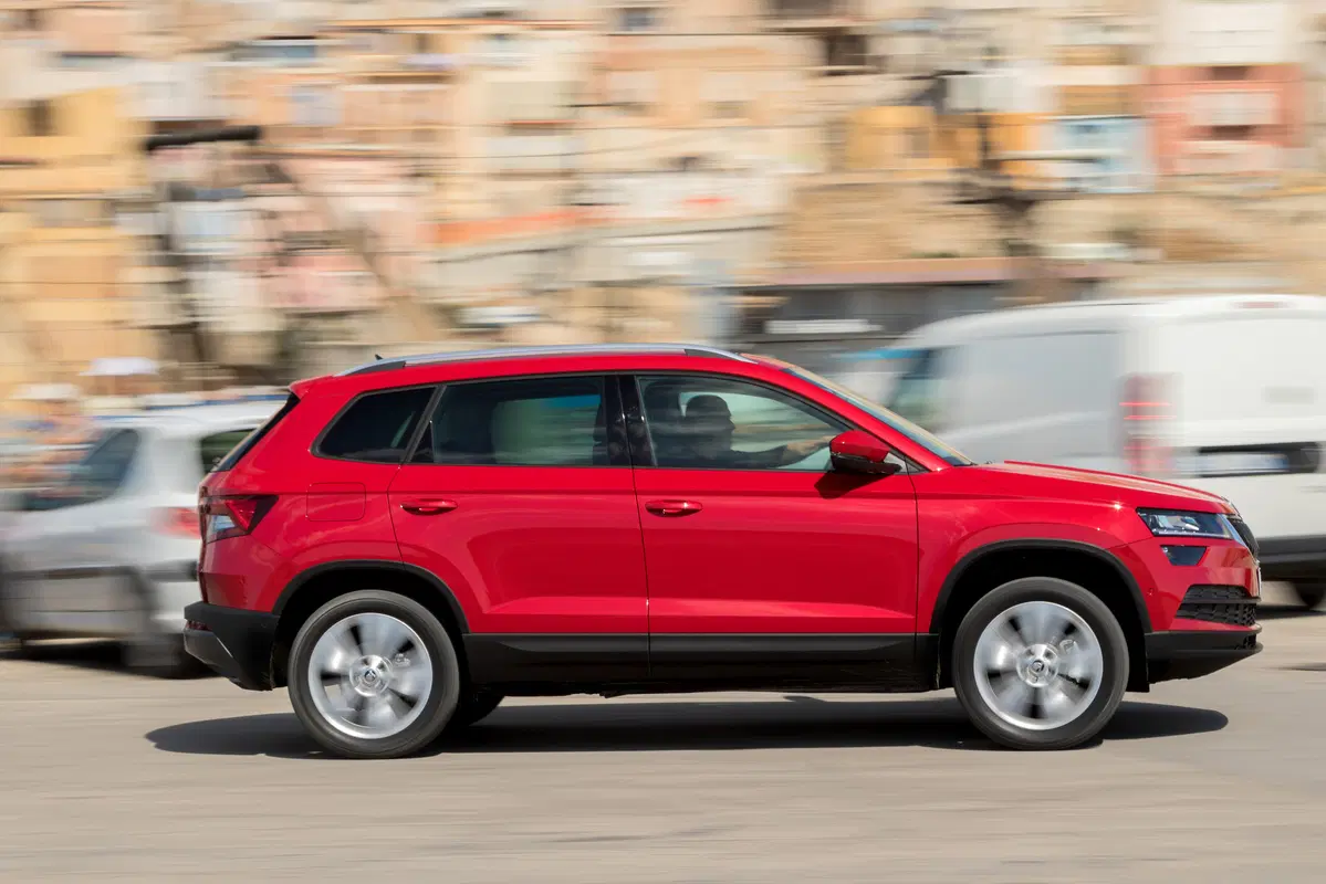 Skoda Karoq 2.0 tdi Sportline 115cv (27)