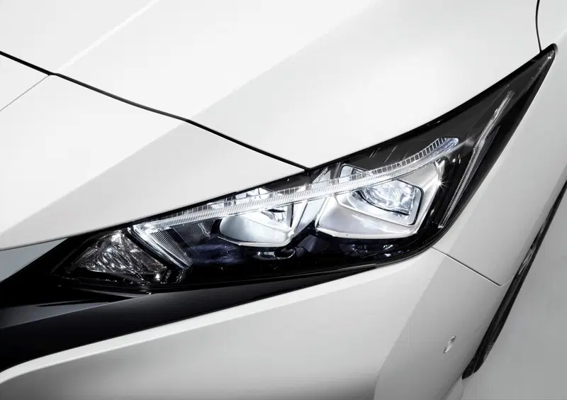 Nissan Leaf (2017-25) (31)