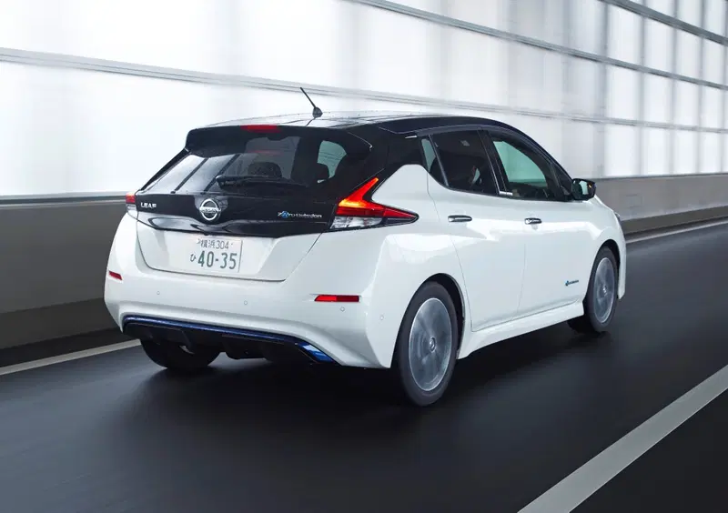 Nissan Leaf (2017-25) (24)