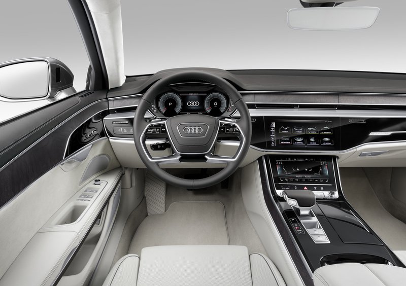 Audi A8 (2017-->>) (40)