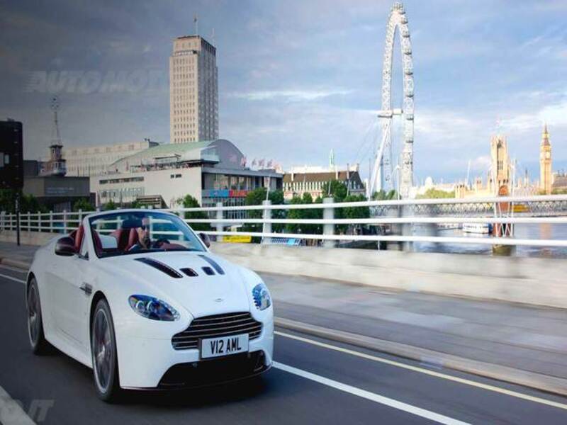 Aston Martin V12 Cabrio Vantage Roadster