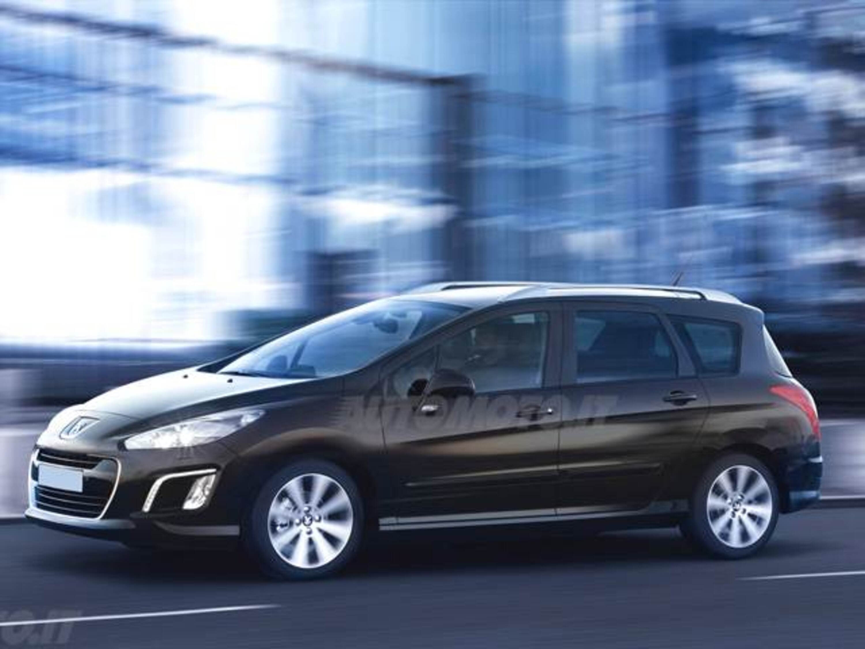 Peugeot 308 1.6 e-HDi 115 CV Stop&Start Allure: prezzo e scheda tecnica 
