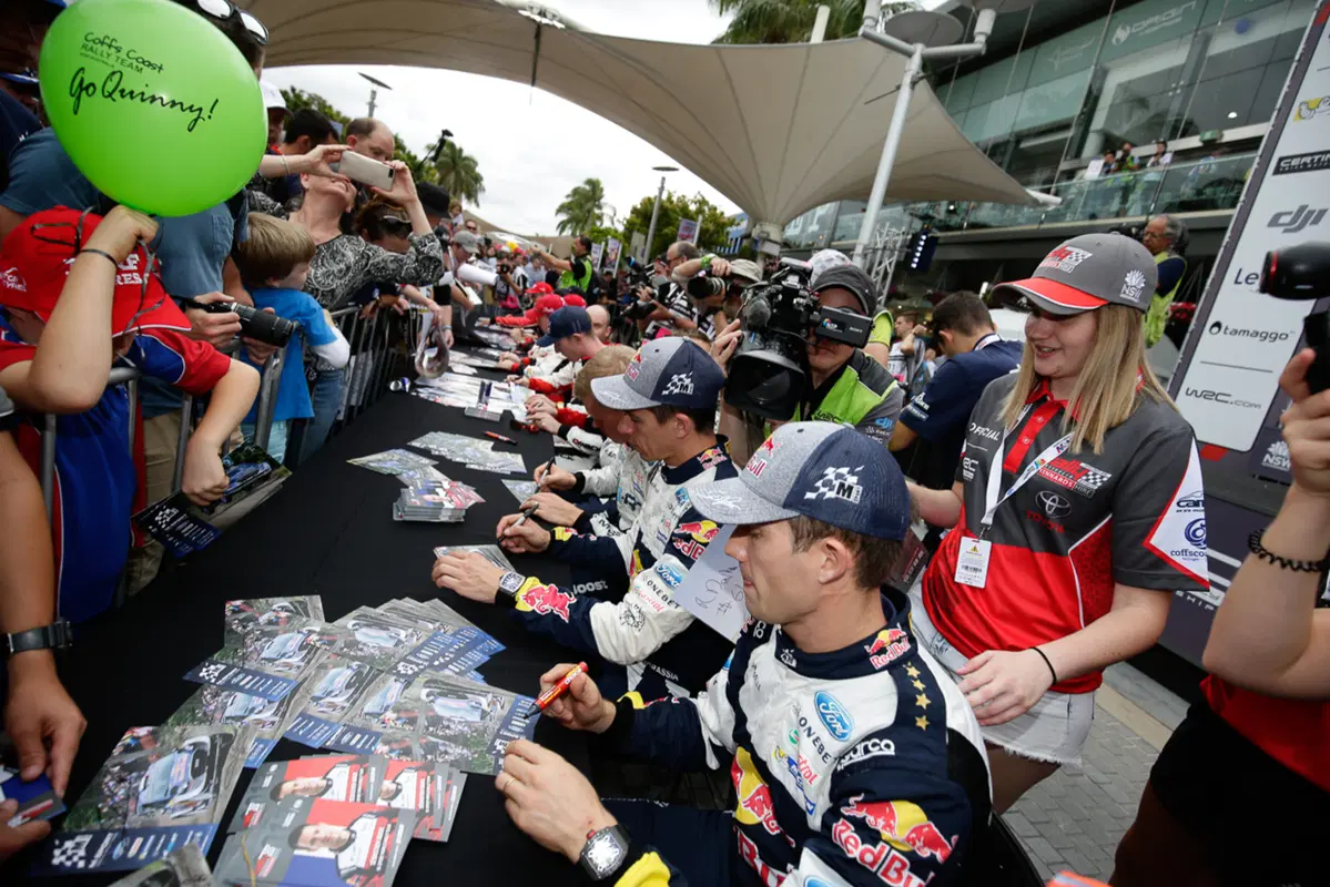 WRC17 Australia. Day 1: Mikkelsen e Hyundai Overall (15)