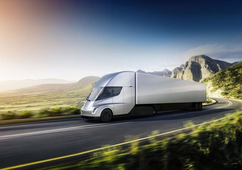 Tesla Semi: UPS ne pre-ordina 125