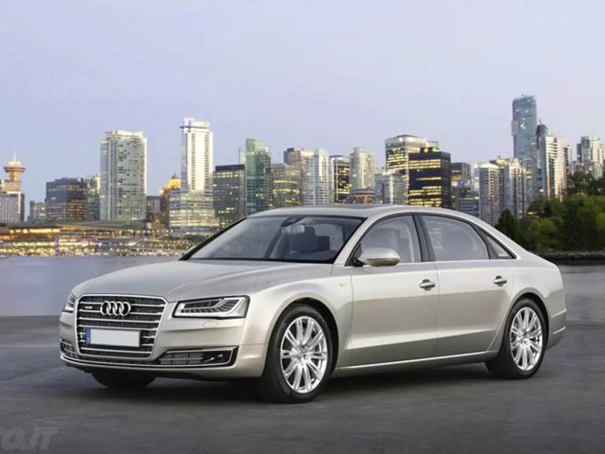 Audi A8 L 4.0 TFSI 435 CV quattro tiptronic