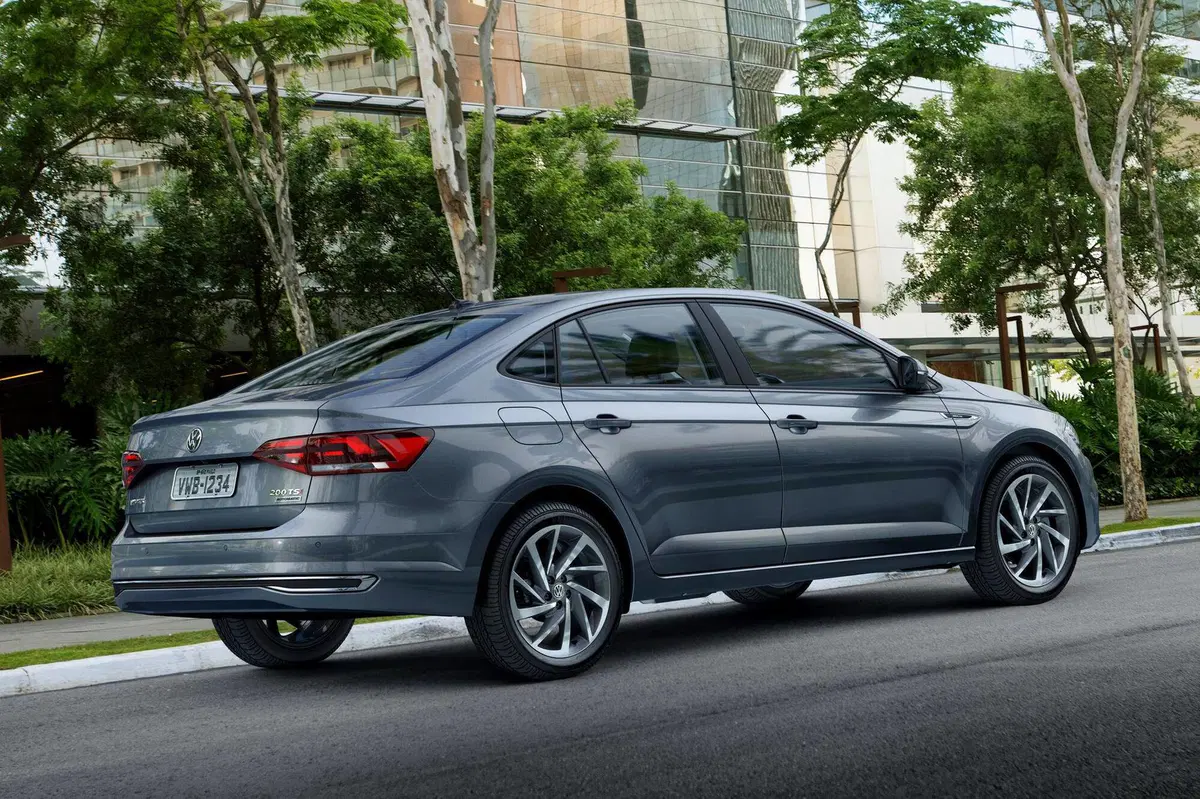 Volkswagen Virtus, la Polo berlina alla sudamericana (4)