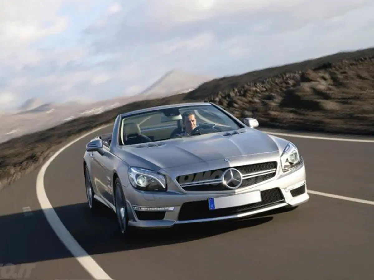 Mercedes-Benz SL 63 AMG Performance