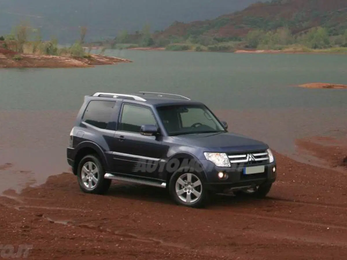 Mitsubishi Pajero 3.2 DI-D 16V 3p. Involve DPF