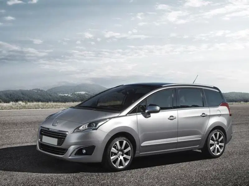 Peugeot 5008 1.6 THP 156CV Active