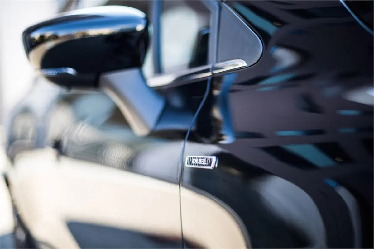 Renault Clio, la nuova Duel Collection debutta in passerella (20)