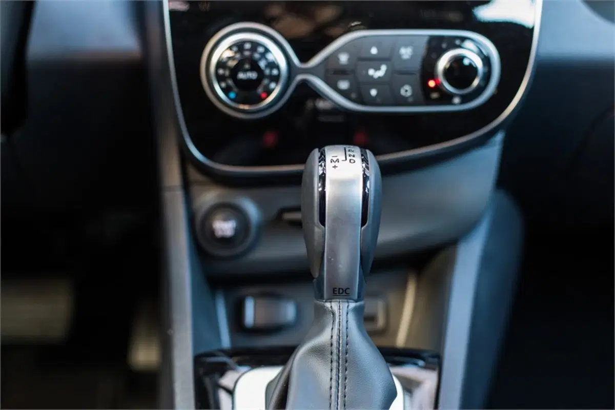 Renault Clio, la nuova Duel Collection debutta in passerella (23)
