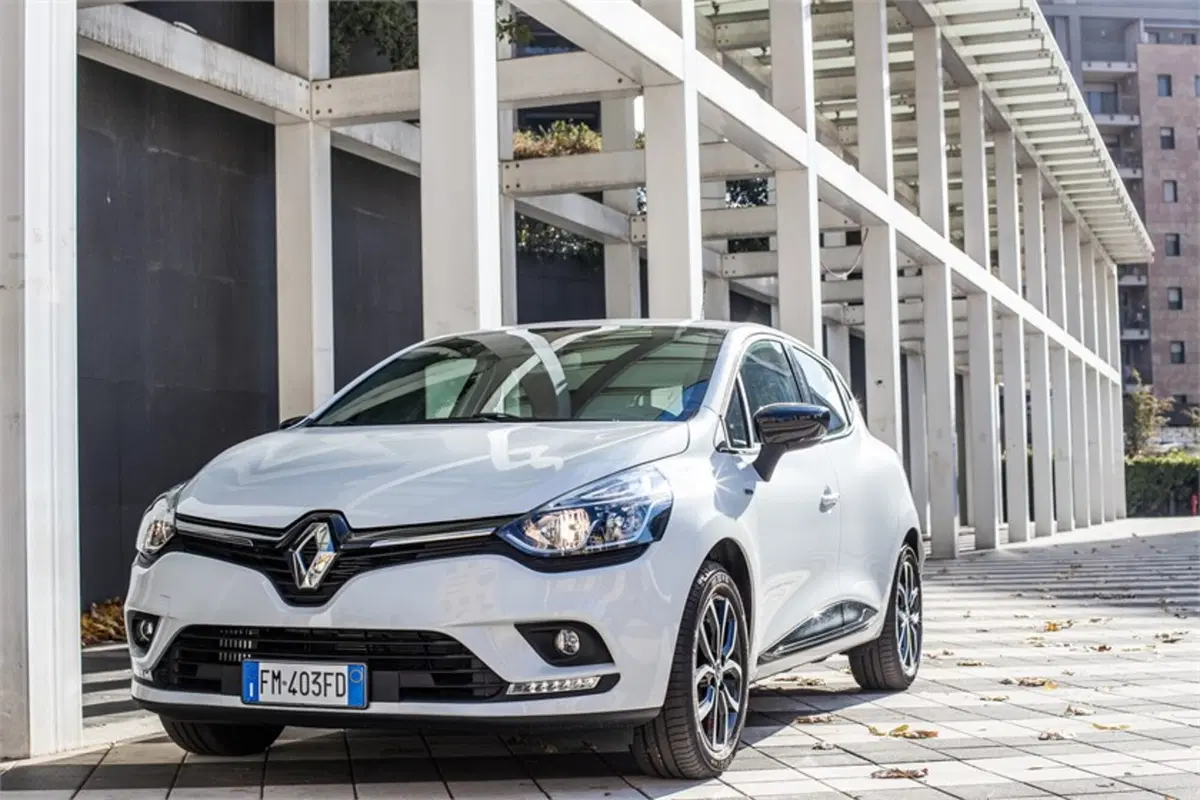 Renault Clio, la nuova Duel Collection debutta in passerella (29)