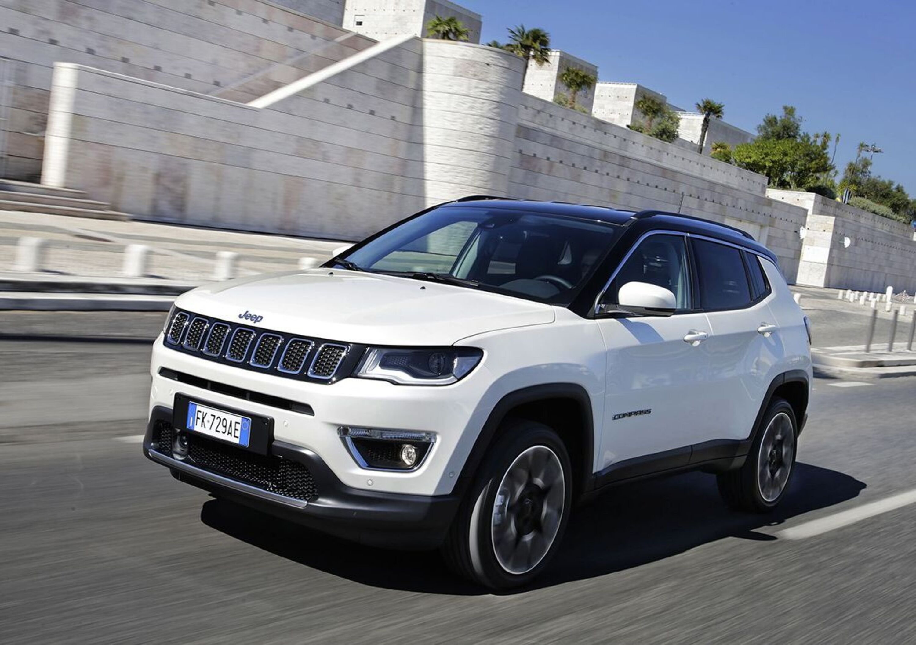 Jeep Compass Limited Winter, pronta all'inverno - News 