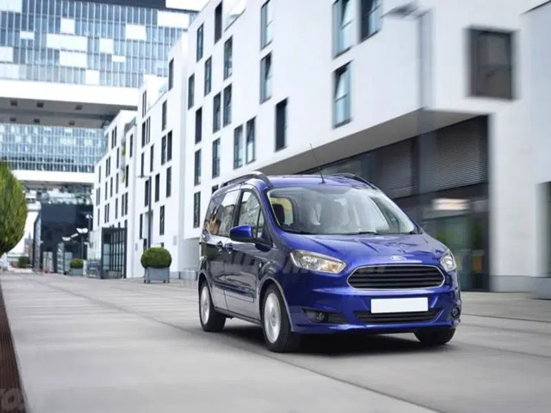 Ford Tourneo Courier 1.6 TDCI 95 CV Plus