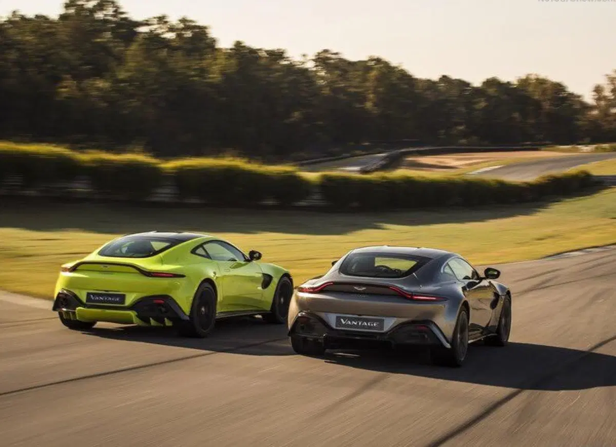 Aston Martin Vantage ecco la nuova coupé inglese  (3)