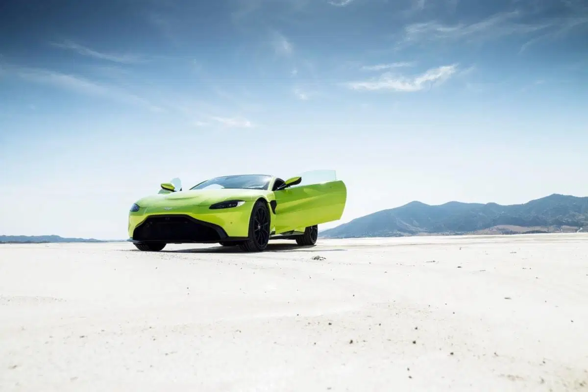 Aston Martin Vantage ecco la nuova coupé inglese  (9)