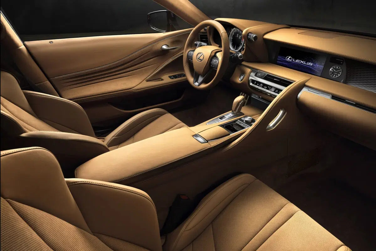 Lexus LC 500: sembra un concept, ma la Coupé V8 è diventata realtà (12)