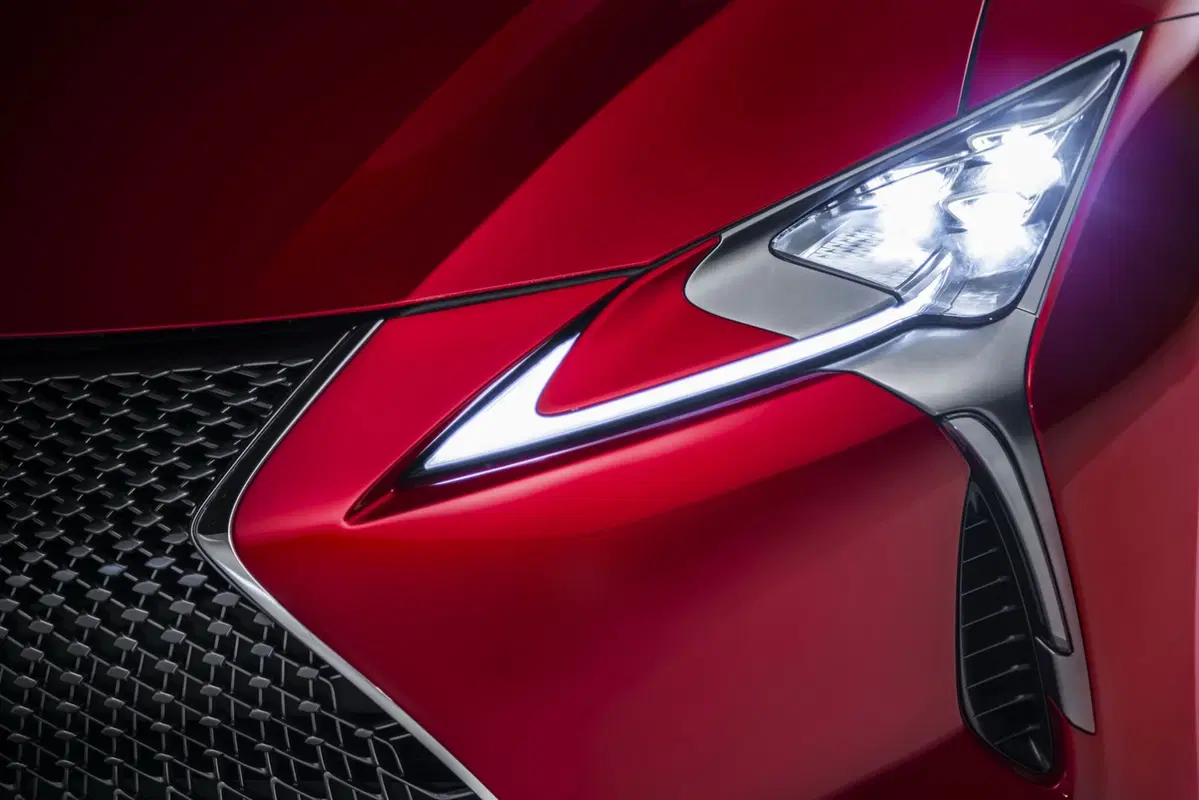 Lexus LC 500: sembra un concept, ma la Coupé V8 è diventata realtà (29)