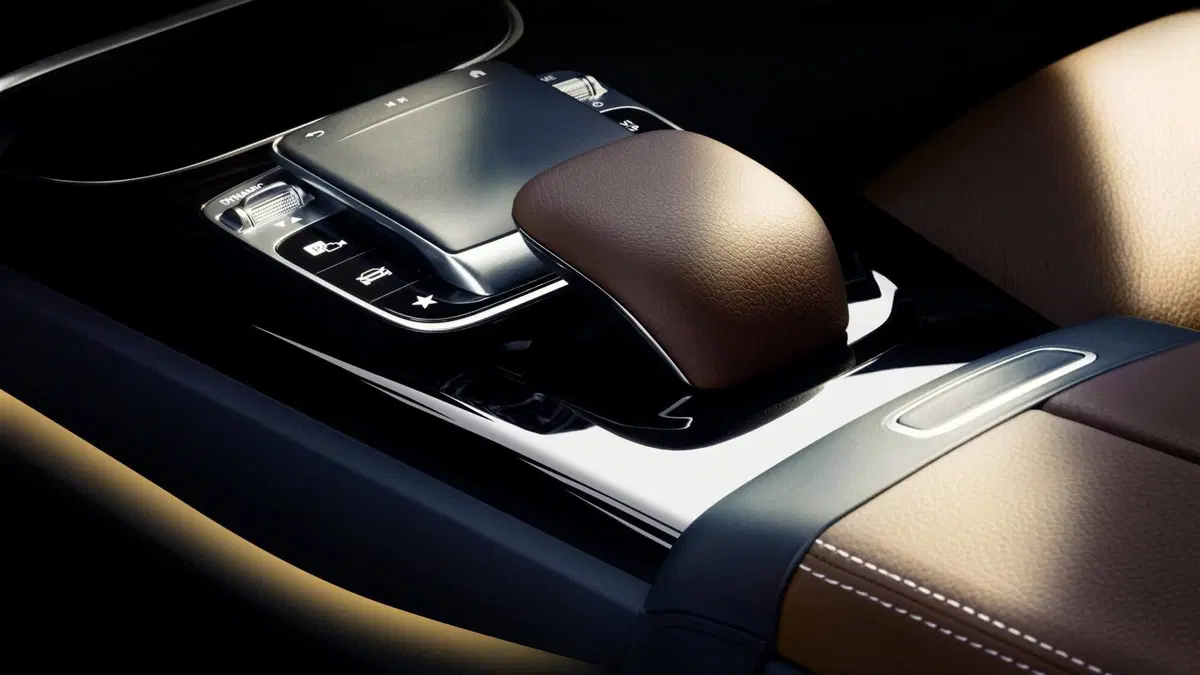 Mercedes Classe A, le foto degli interni (3)