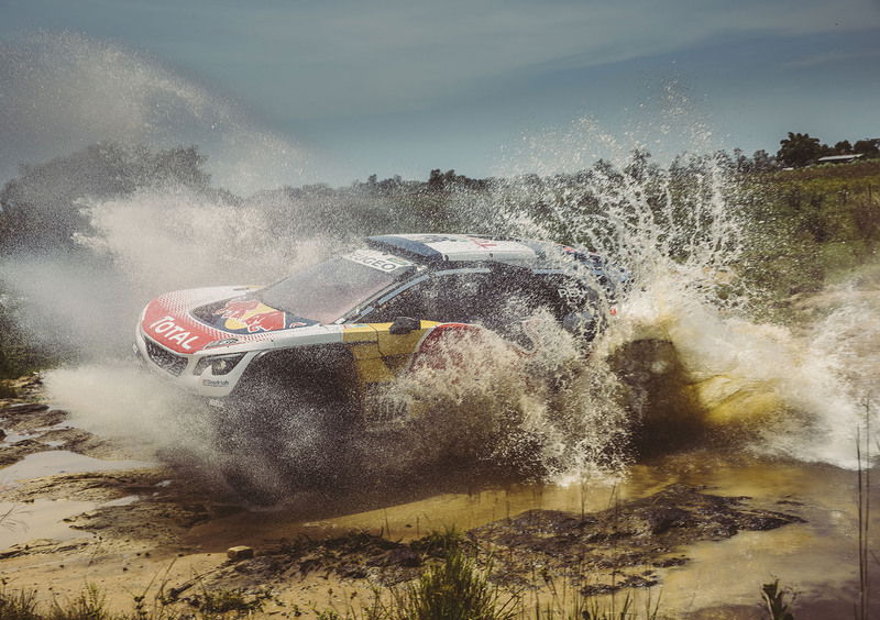 Vivi l&rsquo;emozione della Dakar 2018 dal vivo grazie a Peugeot e Automoto.it. Affrettati, il 4 dicembre termina il concorso!