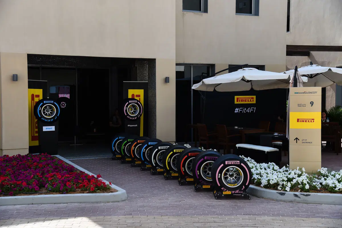 F1, GP Abu Dhabi 2017, FP3:  (2)