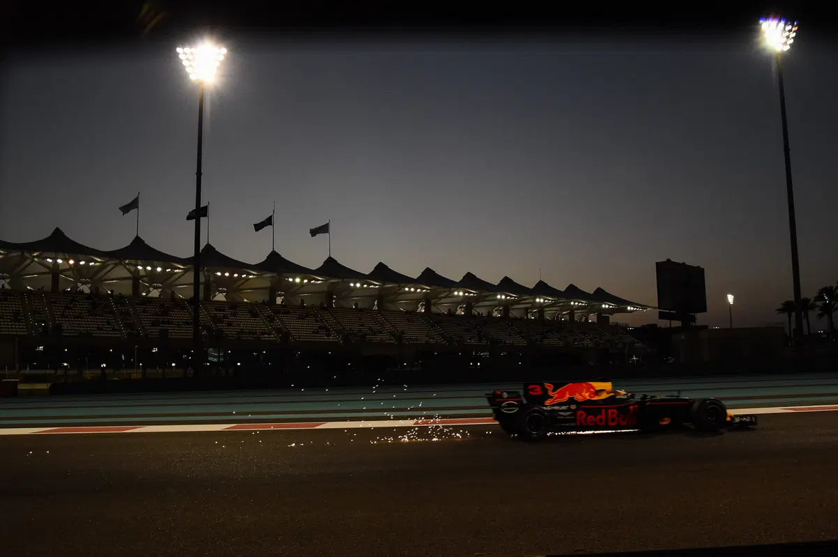 F1, GP Abu Dhabi 2017, FP3:  (6)