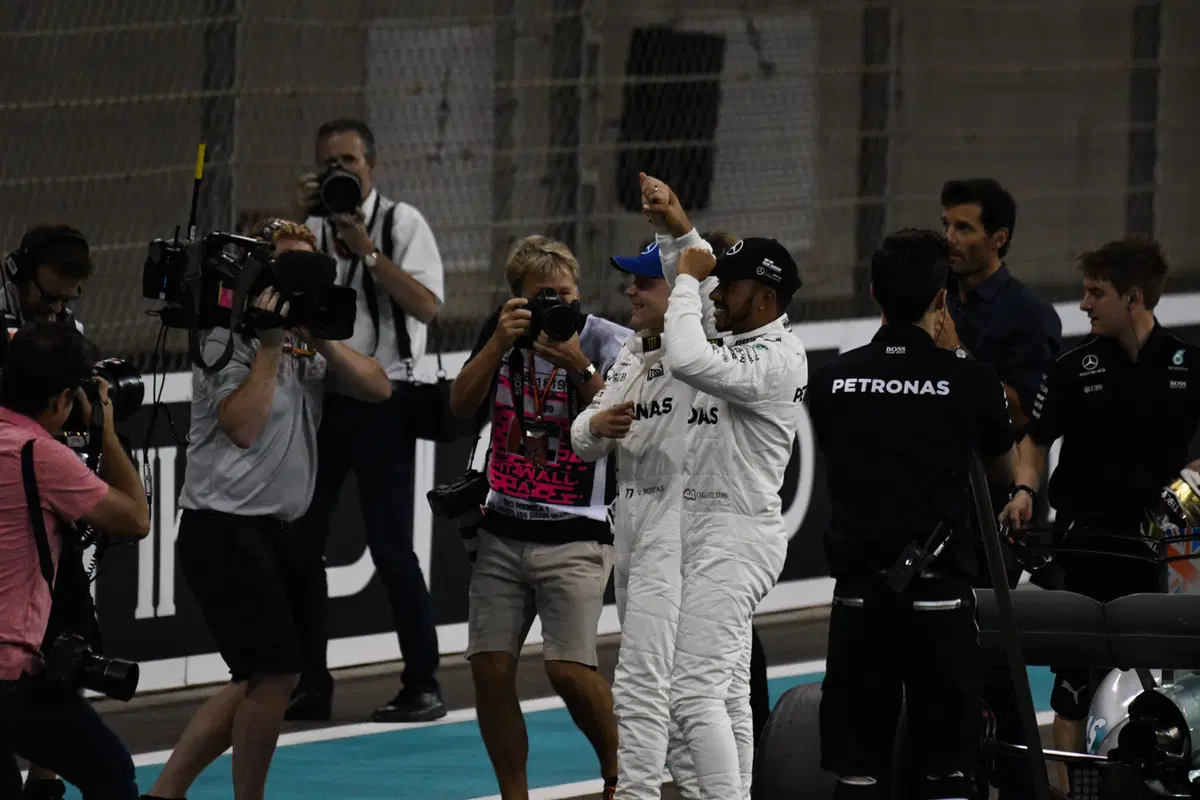 F1, GP Abu Dhabi 2017: pole per Bottas. Terzo Vettel (17)
