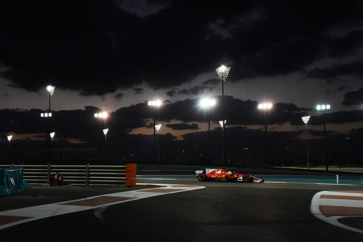 F1, GP Abu Dhabi 2017: vince Bottas. Terzo Vettel (16)