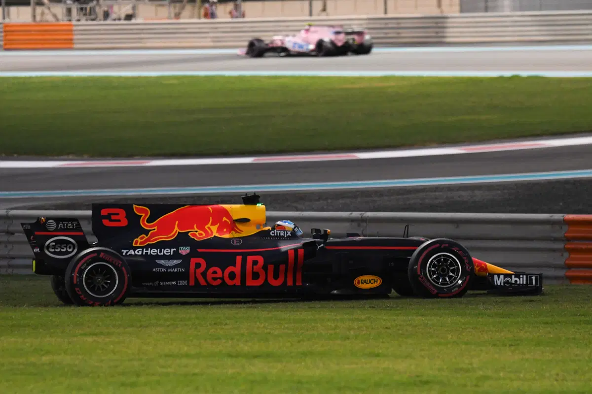 F1, GP Abu Dhabi 2017: vince Bottas. Terzo Vettel (25)