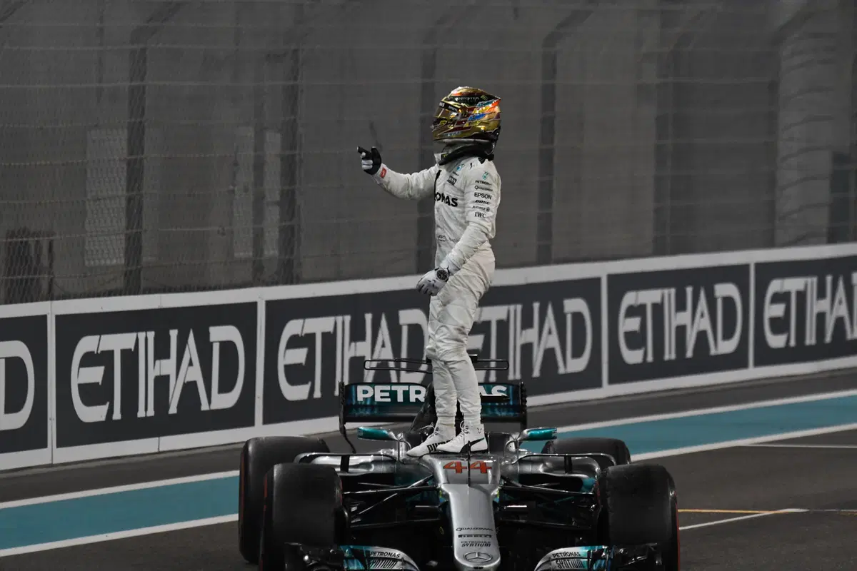 F1, GP Abu Dhabi 2017: vince Bottas. Terzo Vettel (31)
