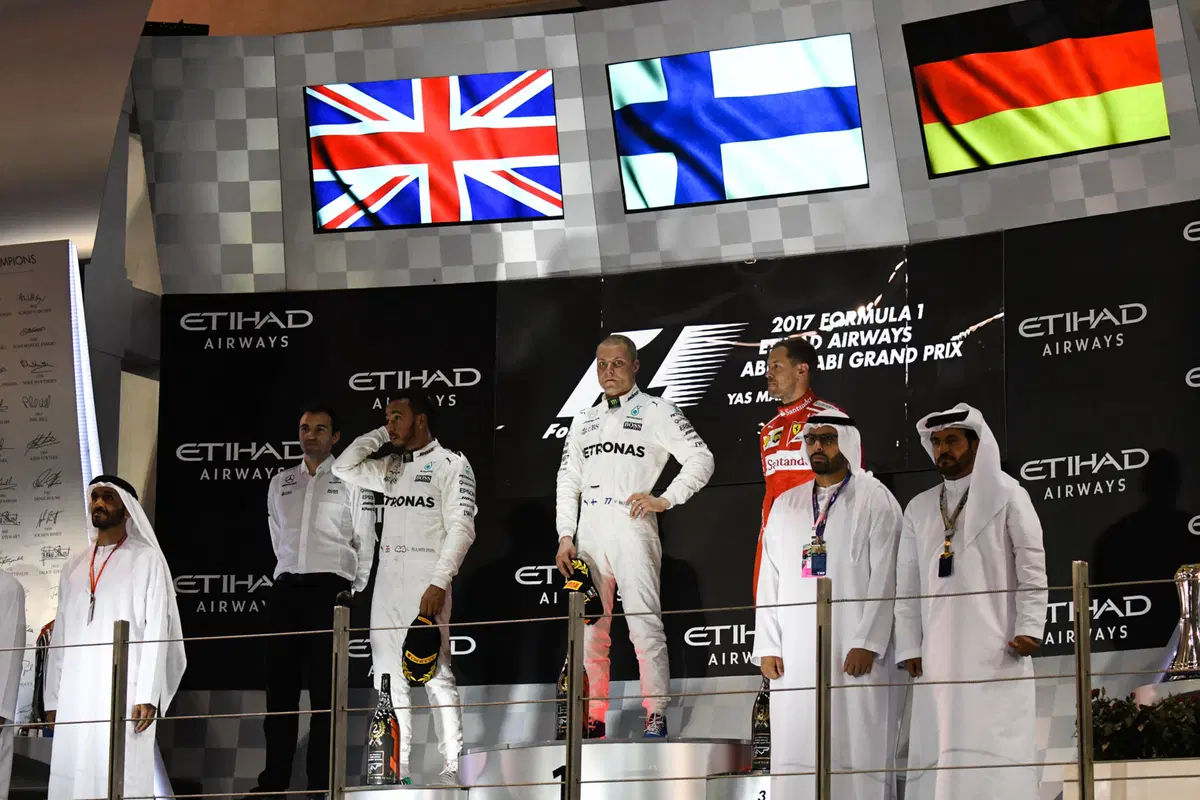 F1, GP Abu Dhabi 2017: vince Bottas. Terzo Vettel (39)