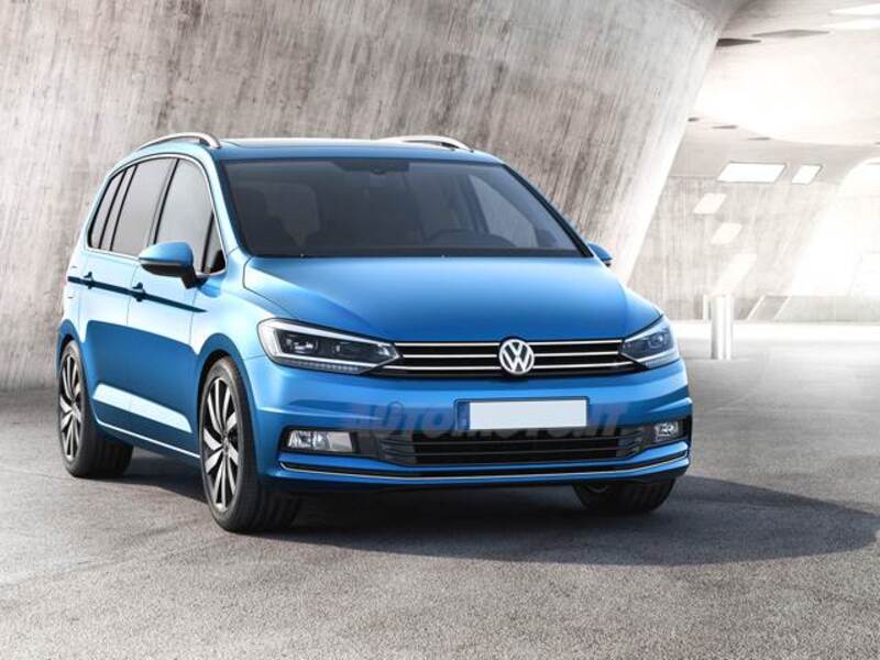 Volkswagen Touran 2.0 TDI 150 CV SCR DSG Executive BlueMotion Tech. 