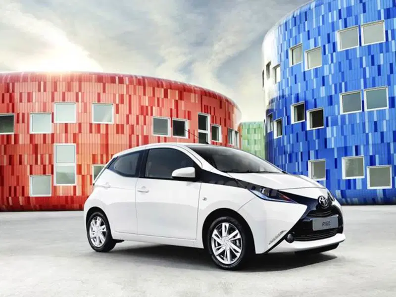 Toyota Aygo 1.0 VVT-i 69 CV 5 porte x-play