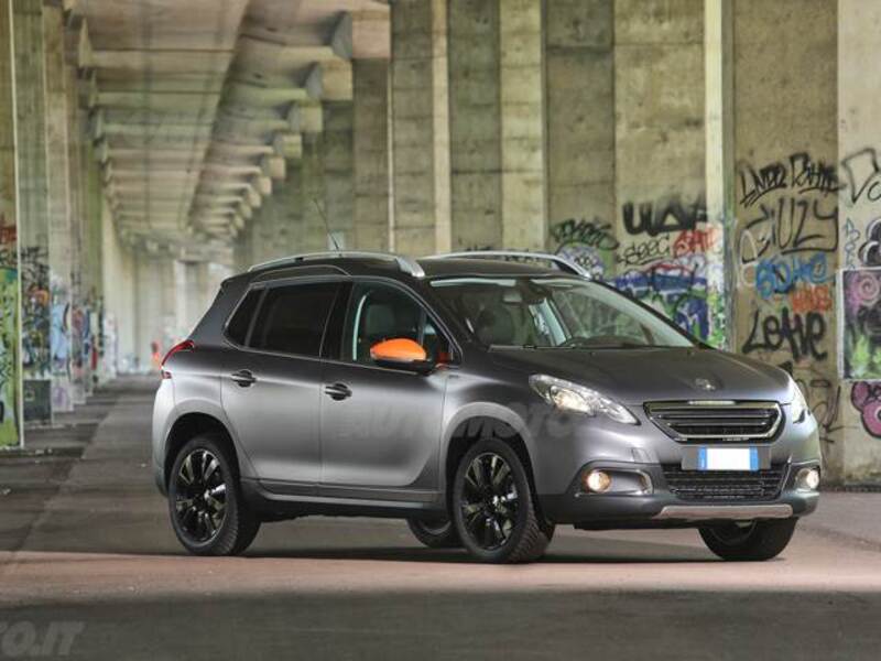 Peugeot 2008 120 S&S Black Matt Limited Edition