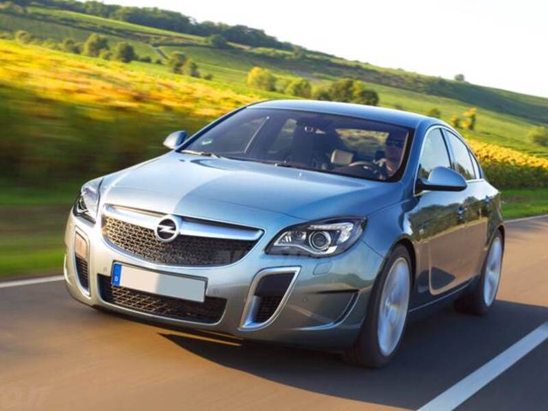 Opel Insignia Turbo 4x4 325CV 4 porte OPC 