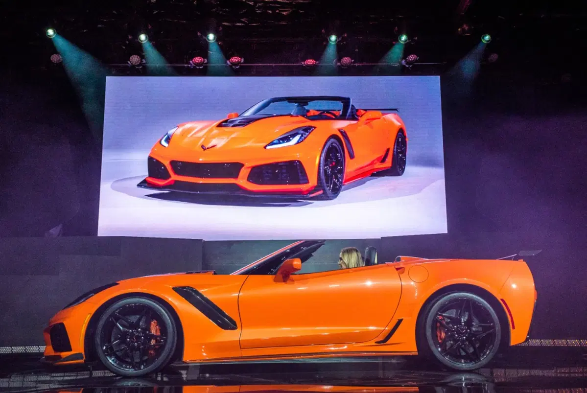 Corvette ZR1, torna la Convertible (4)