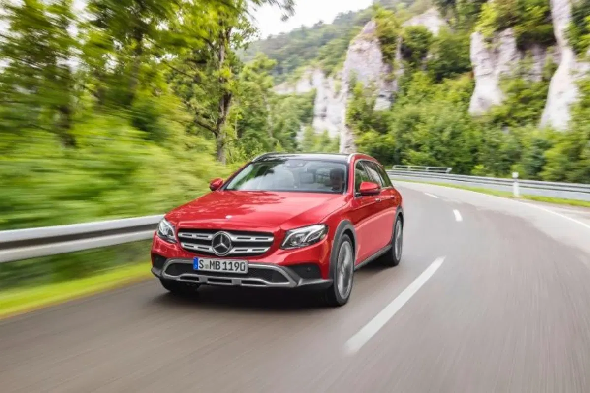 Affare del Momento, Mercedes: Classe E220 d 4Matic All-Terrain (10)